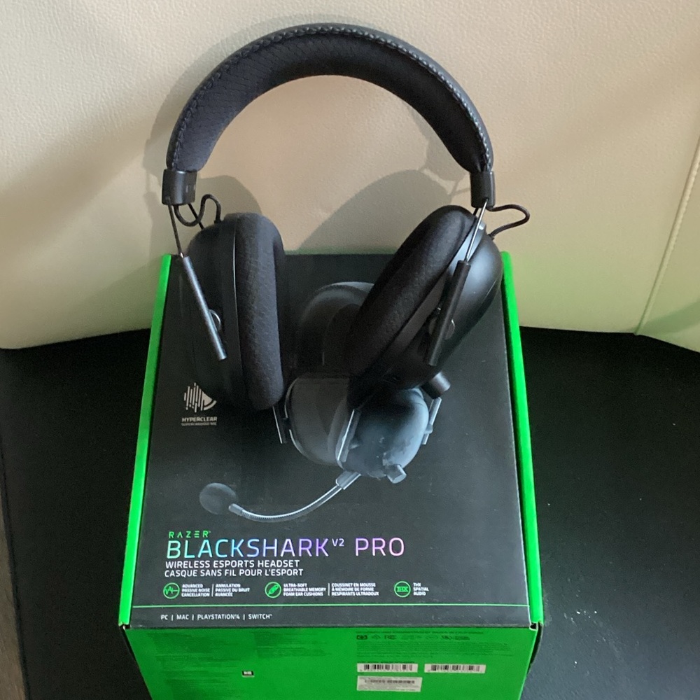 Razer BlackShark V2 Pro Wireless Esports Headset